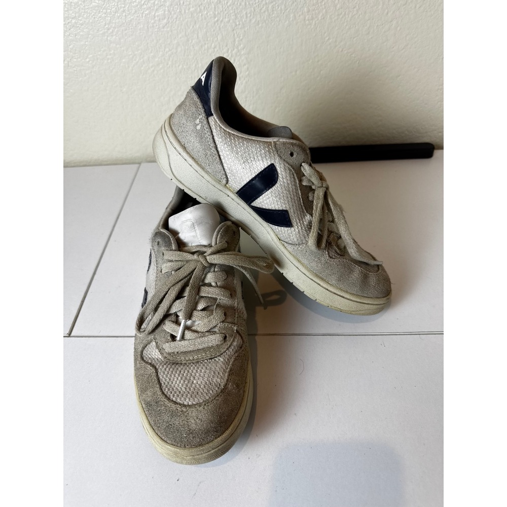 Veja V-10 B-Mesh Sneakers Womens Size 6 Grey Low Top Sustainable Eco Friendly